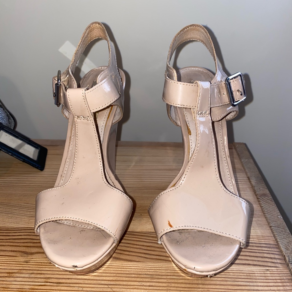 3/$30 Sale! Tan Steve Madden Wedges Used